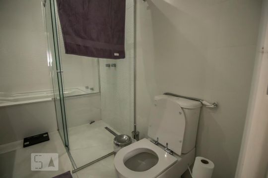 Banheiro da Suíte 2 de casa para alugar com 3 quartos, 480m² em Parque Jabaquara, São Paulo