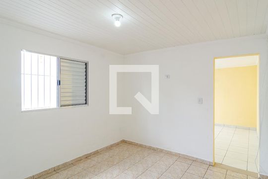 Quarto de casa para alugar com 1 quarto, 50m² em Vila Guarani (zona Sul), São Paulo