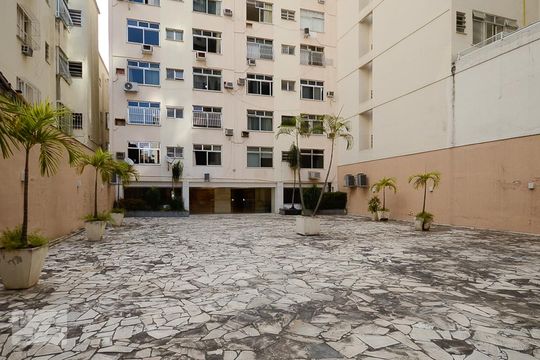 Área comum de apartamento à venda com 5 quartos, 375m² em Icaraí, Niterói