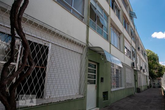 Fachada de apartamento para alugar com 1 quarto, 57m² em Centro Histórico, Porto Alegre