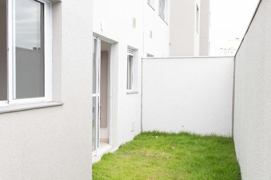 Apartamento à venda com 2 quartos, 76m² em Protásio Alves, Porto Alegre