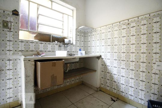 Cozinha de casa à venda com 2 quartos, 60m² em Saúde, São Paulo