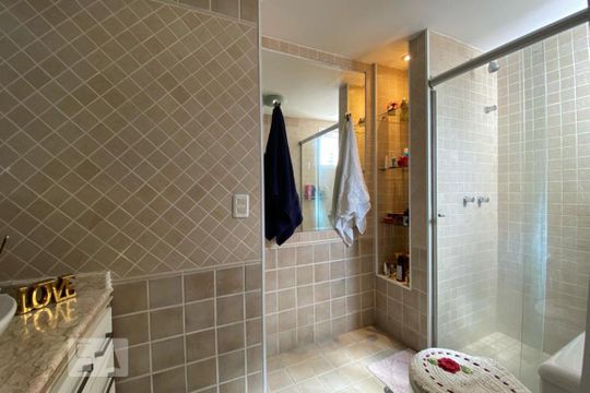 Banheiro da Suíte de apartamento à venda com 3 quartos, 109m² em Vila Andrade, São Paulo
