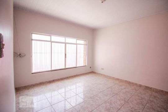 Casa para alugar com 3 quartos, 135m² em Itaberaba, São Paulo