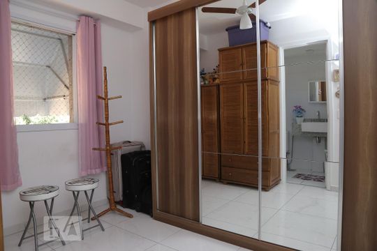 Quarto Suíte 2 de apartamento à venda com 2 quartos, 64m² em Tijuca, Rio de Janeiro