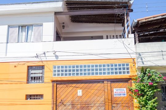 Fachada de casa à venda com 2 quartos, 110m² em Barcelona, São Caetano do Sul