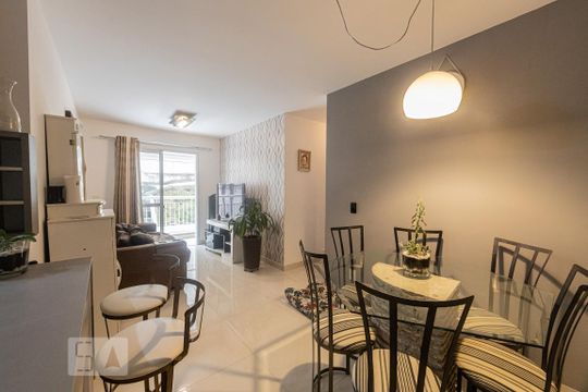 Apartamento à venda com 3 quartos, 68m² em Chácara Seis de Outubro, São Paulo