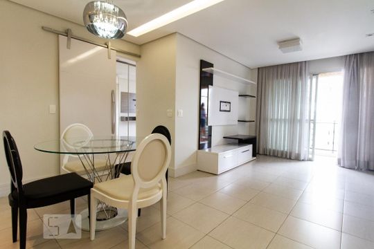 Sala de apartamento à venda com 2 quartos, 47m² em Campo Belo, São Paulo