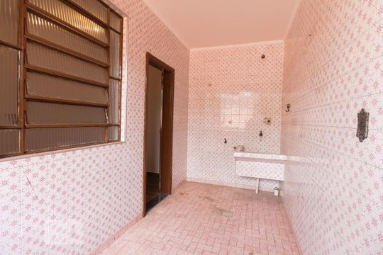 Área de serviço de casa para alugar com 2 quartos, 140m² em Embaré, Santos