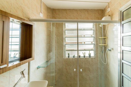 Banheiro - Box de Vidro de apartamento para alugar com 2 quartos, 60m² em Bela Vista, São Paulo