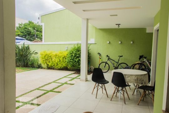 Entrada de casa de condomínio à venda com 4 quartos, 400m² em Recreio dos Bandeirantes, Rio de Janeiro