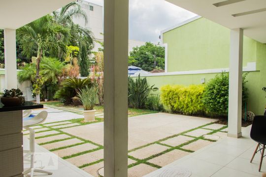 Entrada de casa de condomínio à venda com 4 quartos, 400m² em Recreio dos Bandeirantes, Rio de Janeiro