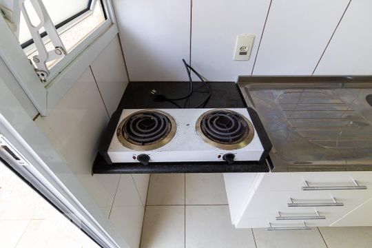 Cozinha de apartamento para alugar com 1 quarto, 32m² em Centro de Barão Geraldo (barão Geraldo), Campinas