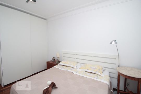 Quarto de apartamento à venda com 4 quartos, 190m² em Anchieta, Belo Horizonte