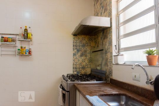 Cozinha de casa à venda com 3 quartos, 250m² em Jardim Roberto, Osasco