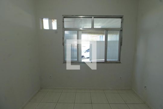 Quarto 1 de casa para alugar com 2 quartos, 96m² em Irajá, Rio de Janeiro
