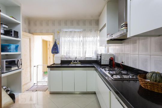 Cozinha de casa à venda com 6 quartos, 366m² em Nova Petrópolis, São Bernardo do Campo