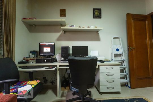 Quarto 1 de casa à venda com 6 quartos, 366m² em Nova Petrópolis, São Bernardo do Campo