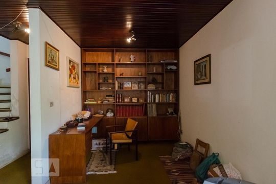 Escritório de casa à venda com 3 quartos, 350m² em Planalto Paulista, São Paulo