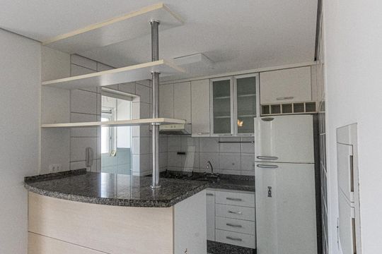 Cozinha de apartamento à venda com 2 quartos, 80m² em Vila Gomes Cardim, São Paulo