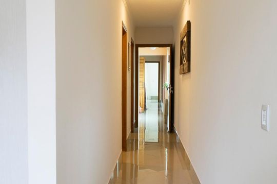 CORREDOR PISO 2 de casa para alugar com 5 quartos, 550m² em Chácara Nossa Senhora Aparecida, São Paulo