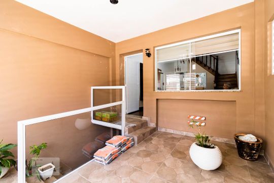 Garagem de casa à venda com 6 quartos, 204m² em Ipiranga, São Paulo