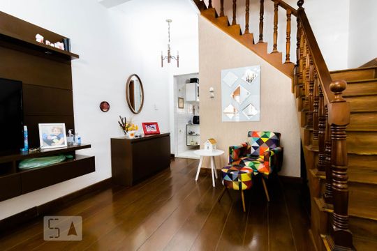 Sala de casa à venda com 6 quartos, 204m² em Ipiranga, São Paulo