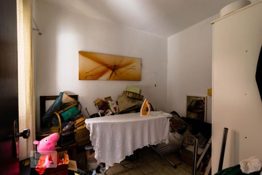 Quarto de Serviço de casa à venda com 6 quartos, 204m² em Ipiranga, São Paulo