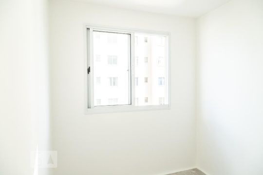 Quarto 1 de apartamento para alugar com 2 quartos, 41m² em Itaquera, São Paulo