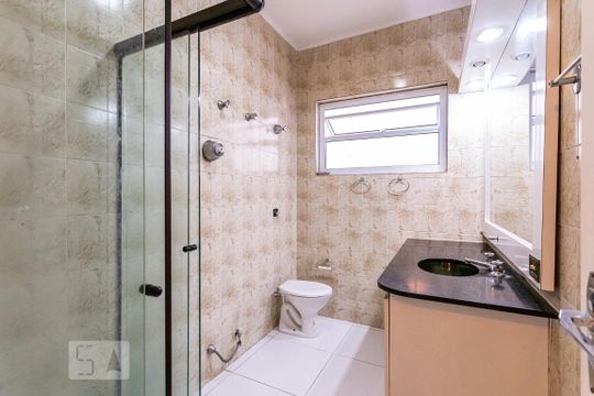 Banheiro de apartamento à venda com 2 quartos, 130m² em Vila Alexandria, São Paulo