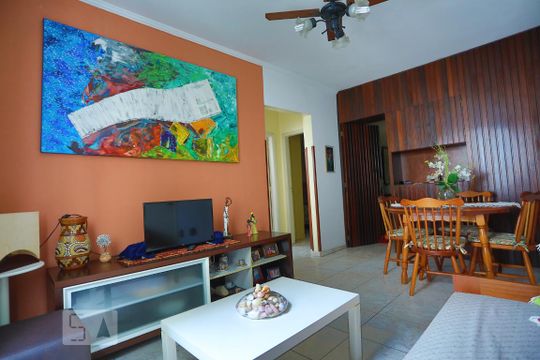 Sala de apartamento para alugar com 2 quartos, 70m² em Boqueirão, Santos