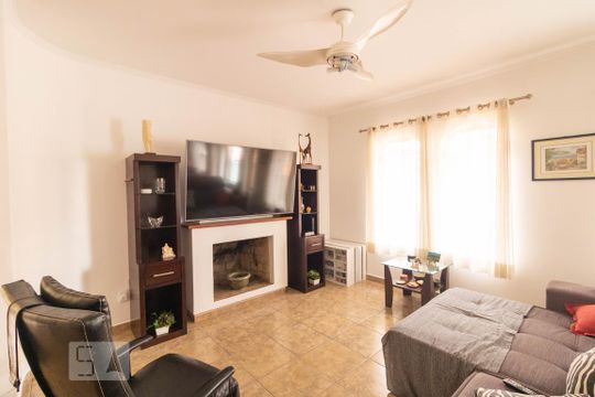 Sala de casa à venda com 4 quartos, 354m² em Vila Gilda, Santo André