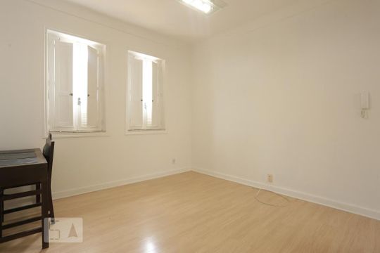 Sala de apartamento à venda com 2 quartos, 55m² em Tijuca, Rio de Janeiro