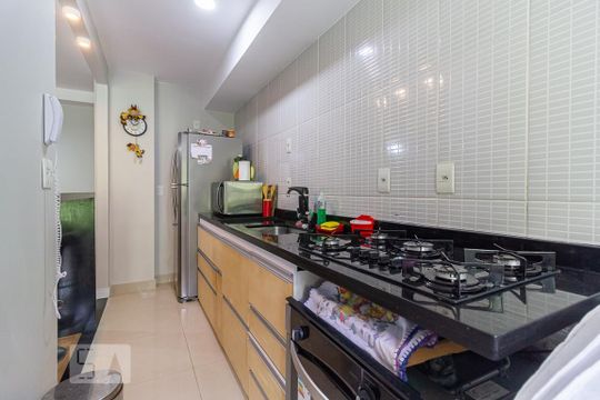 Cozinha de apartamento à venda com 3 quartos, 77m² em Taquara, Rio de Janeiro