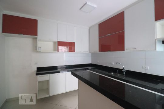 Cozinha de apartamento à venda com 2 quartos, 60m² em Santa Teresinha, Santo André