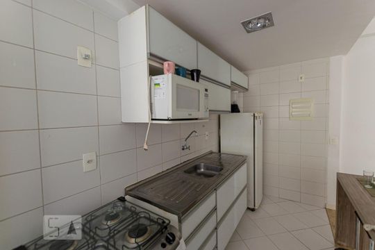 Cozinha de apartamento à venda com 2 quartos, 64m² em Santa Rosa, Niterói