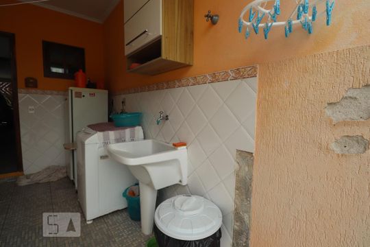 Área de Serviço de casa à venda com 3 quartos, 233m² em Vila Floresta, Santo André