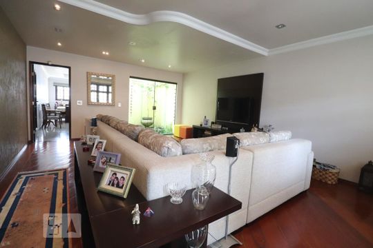 Casa à venda com 3 quartos, 233m² em Vila Floresta, Santo André
