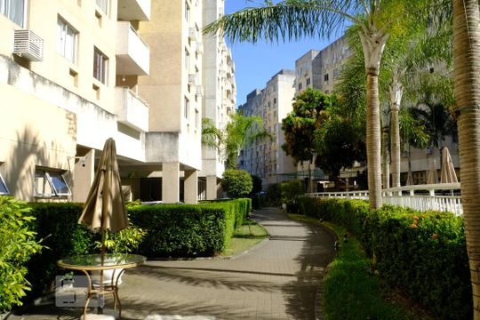 Área comum de apartamento para alugar com 3 quartos, 80m² em Taquara, Rio de Janeiro
