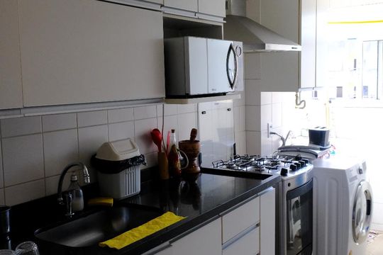 Cozinha de apartamento para alugar com 3 quartos, 80m² em Taquara, Rio de Janeiro