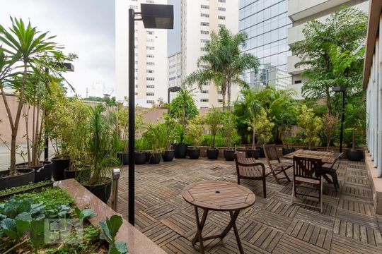 Área comum de kitnet/studio para alugar com 1 quarto, 29m² em Paraíso, São Paulo