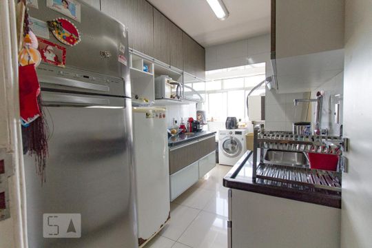 Cozinha de apartamento à venda com 2 quartos, 85m² em Campo Belo, São Paulo