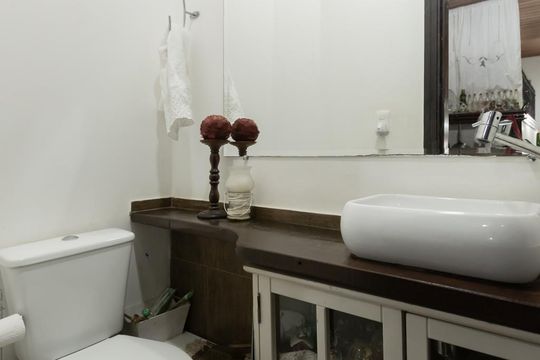 Lavabo de casa para alugar com 4 quartos, 260m² em Liberdade, São Paulo