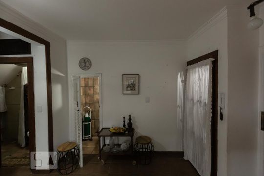 Sala 2 de casa para alugar com 4 quartos, 260m² em Liberdade, São Paulo