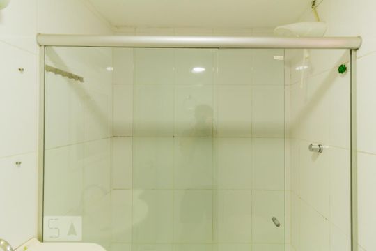 Banheiro - Box de Vidro de kitnet/studio à venda com 1 quarto, 34m² em Consolação, São Paulo