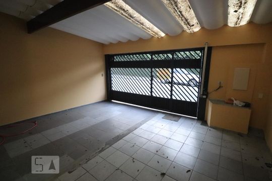 Garagem de casa à venda com 3 quartos, 200m² em Paulicéia, São Bernardo do Campo