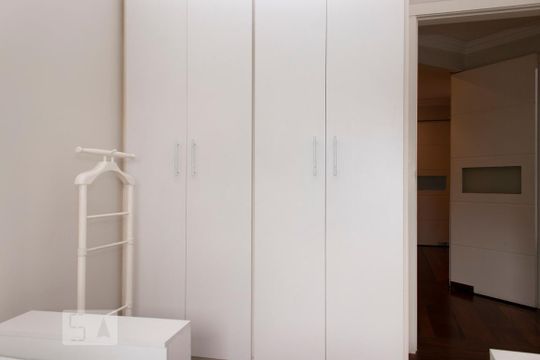 Quarto 3 de apartamento à venda com 3 quartos, 316m² em Vila Ester (zona Norte), São Paulo