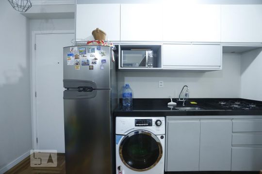 Cozinha de apartamento à venda com 1 quarto, 25m² em Vila Buarque, São Paulo