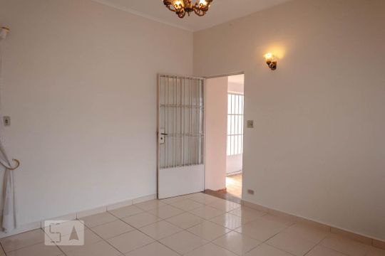 Sala de casa à venda com 2 quartos, 171m² em Vila Moreira, São Paulo