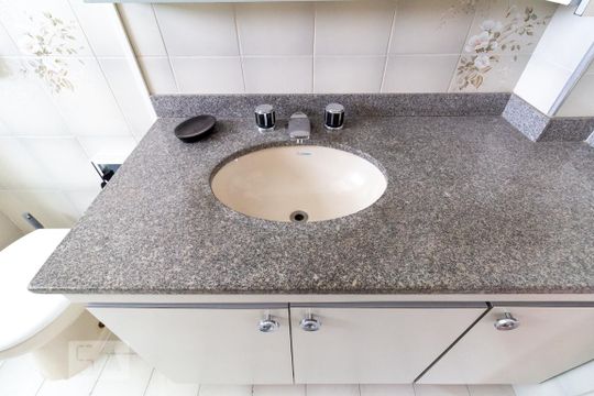 Banheiro 1 - Suíte de apartamento à venda com 4 quartos, 147m² em Jardim Paulista, São Paulo